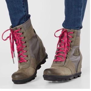 Sorel Lexie - Leather Wedge Boot